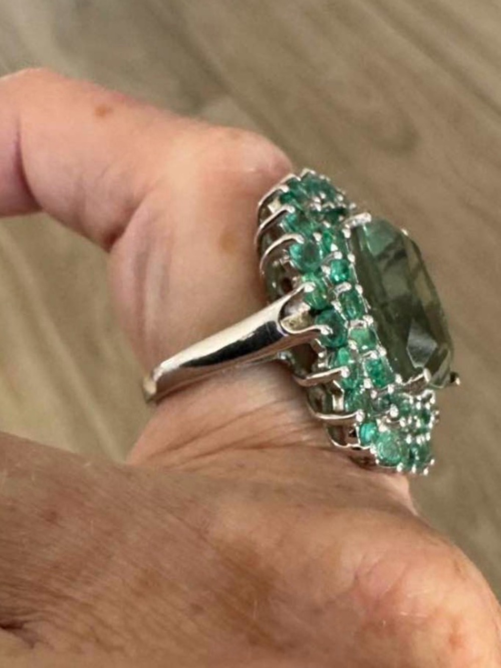 Green Oval Gem Halo Cocktail Ring - Picture 3 of 9